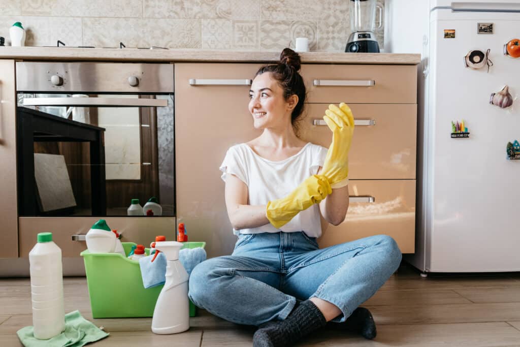 Deep Cleaning Your Kitchen